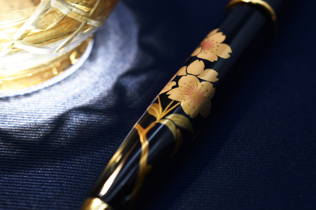 Japanese Urushi Makie Pen OBOROZUKI(Cherry Blossoms At Night In Japan)